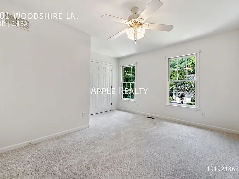 101 Woodshire Ln — Photo 9