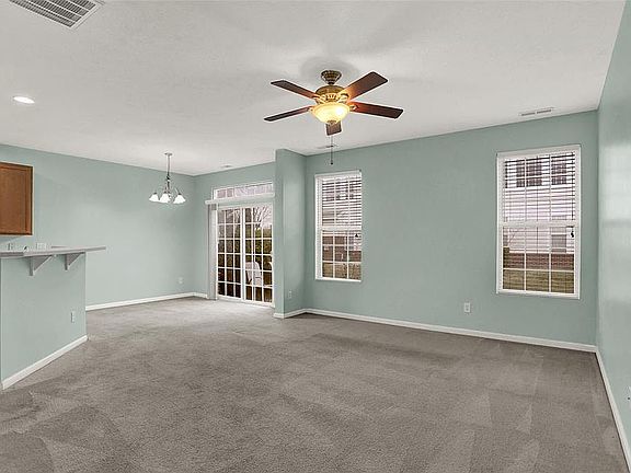 4th image of 4020 Eldor Flower Dr