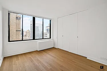 Rented by R New York