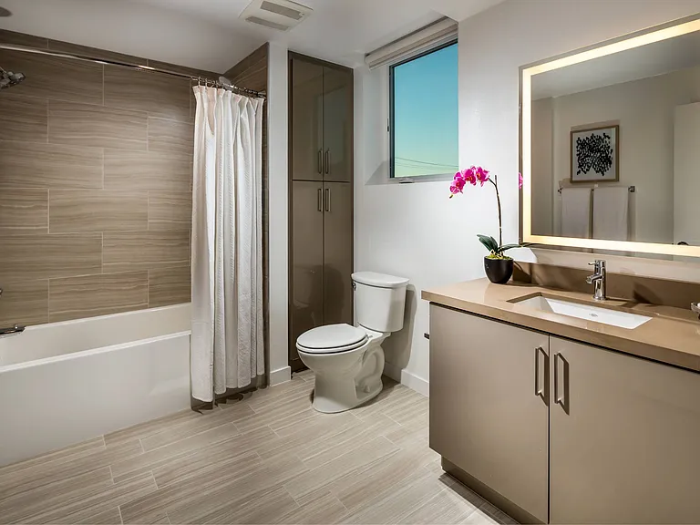 Onyx Glendale — Photo 14