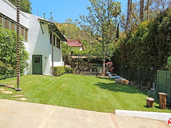 5th image of 2044 Laurel Canyon Blvd