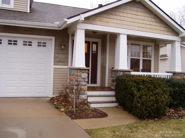 7257 Eaton Ct, Dexter, MI 48130