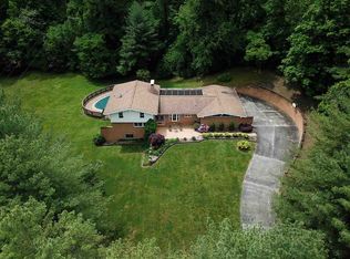 158 Castle Heights Dr, Newport, TN 37821