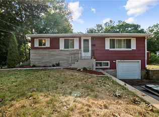 16 Alvero Rd, Coventry, RI 02816