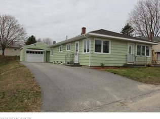 5 Nash St, Lewiston, ME 04240