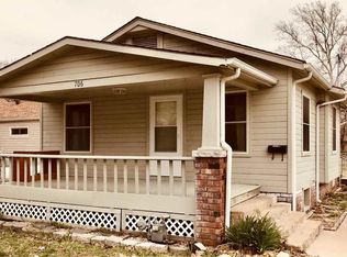 706 NE Poplar St, Topeka, KS 66616