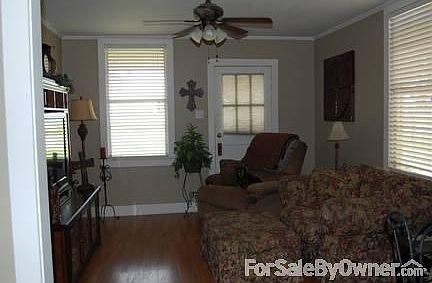 2nd image of 8555 Belmont Ln