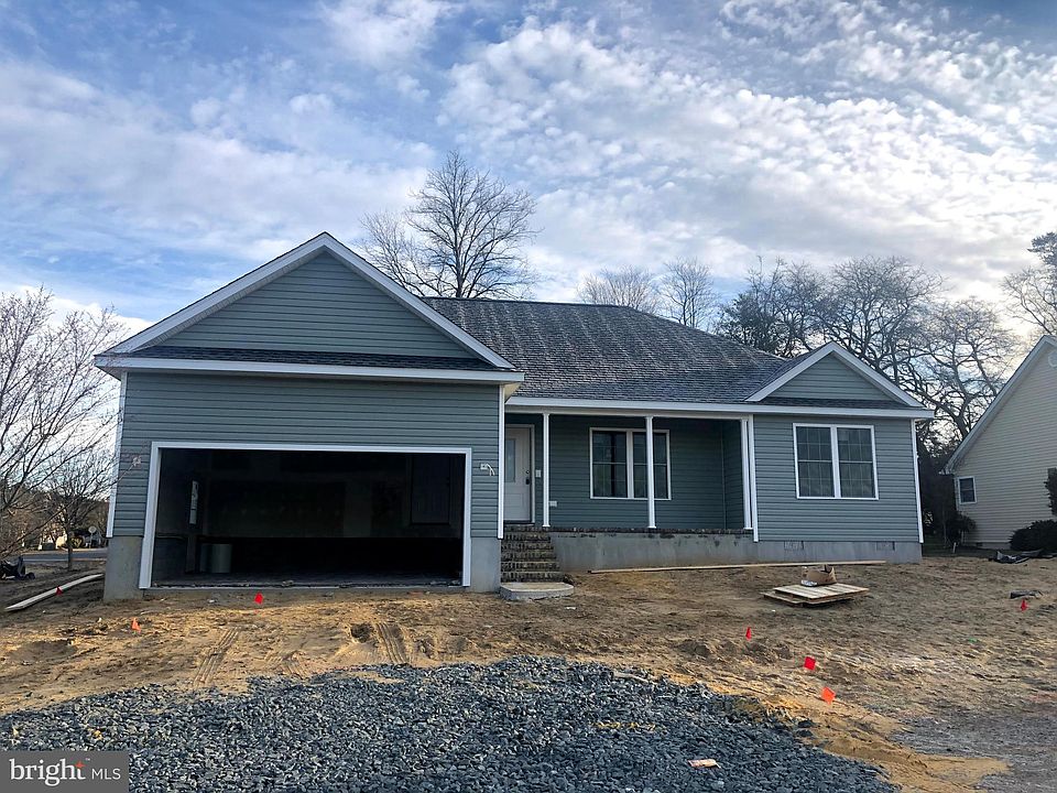 1st image of 414 Summit Dr