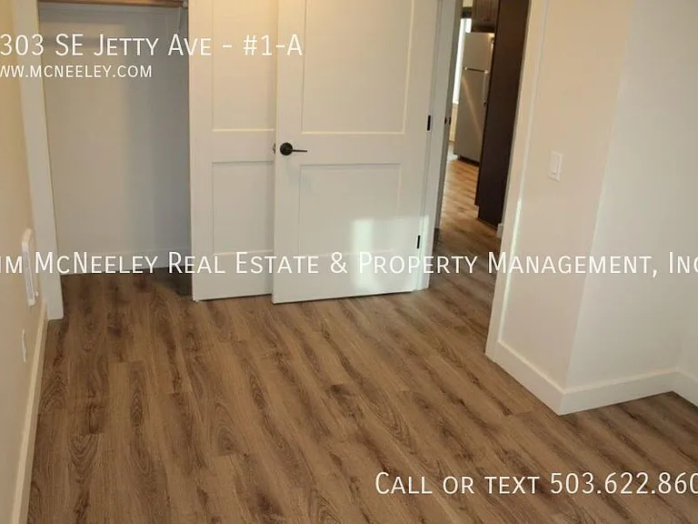 1303 SE Jetty Ave #1-A — Photo 15