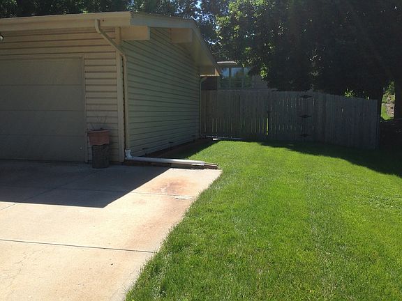 2nd image of 2706 N 96th Dr