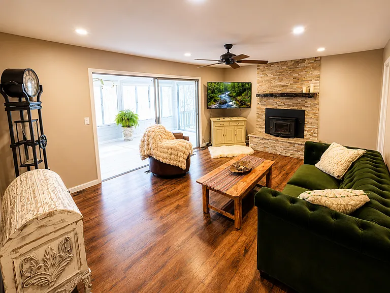 Blue Bell Ct — Photo 22