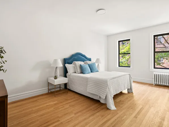 83-10 35th Avenue image 5 of 12