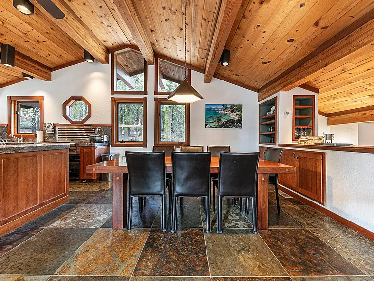 4040 Zermatt Rd — Photo 15