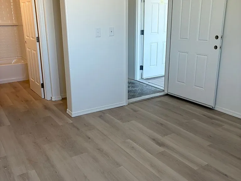 3200 Spenard Rd — Photo 11