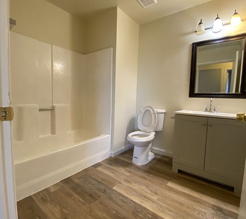 Casa Annex 18462 Montezuma St Adelanto CA Zillow