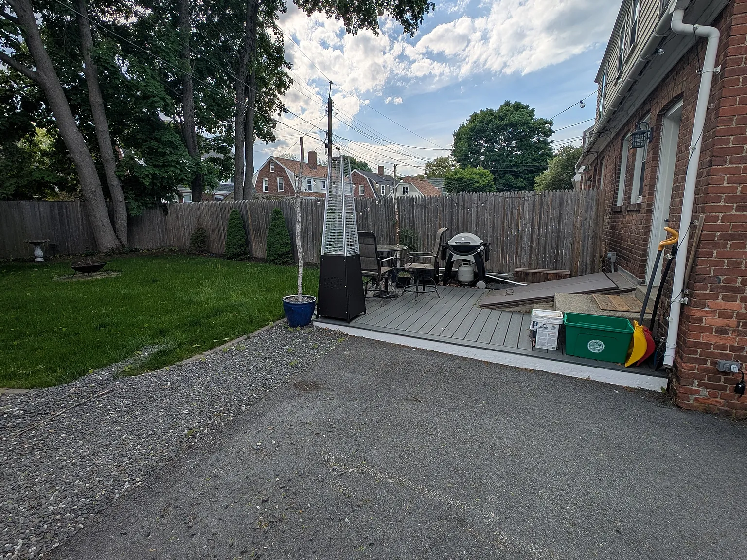 2 bed, 684 sqft, $2,400 — Photo 3