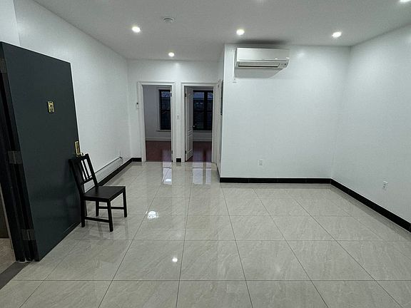 5th image of 7109 Narrows Ave Floor 1