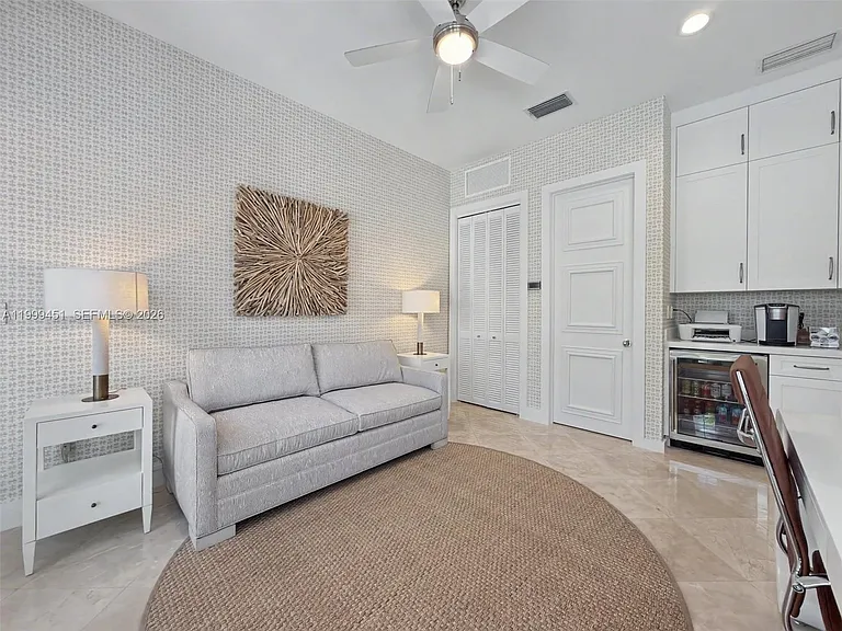 13689 Deering Bay Dr — Photo 42