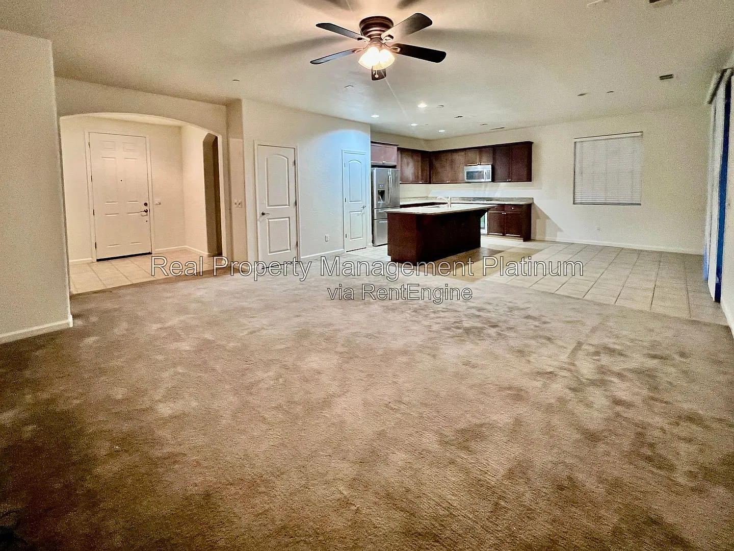 4 bed, 2.5 bath, 1777 sqft, $2,550 — Photo 4