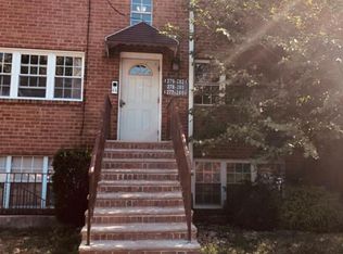 281 College Dr, Edison, NJ 08817