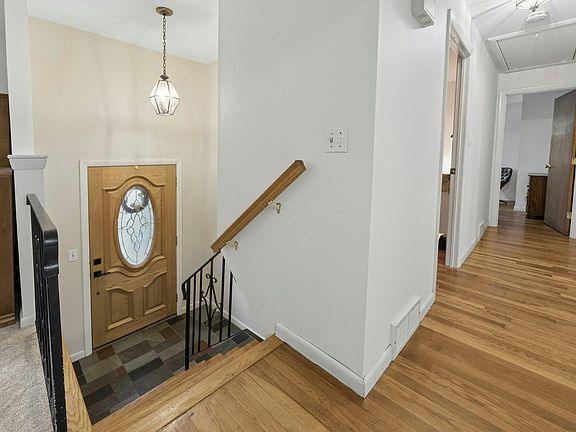 3rd image of 210 Chamberlain St