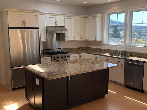 4th image of 5217 Maritime Ct