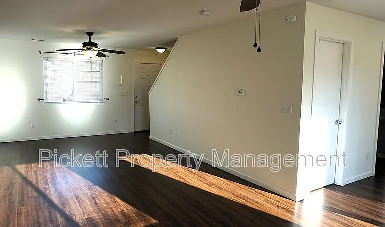 4855 Bowwood Cir NE — Photo 4