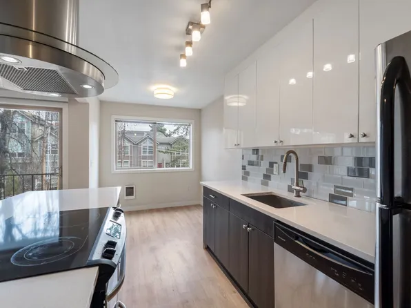 Nob Hill, 715 Nob Hill Ave N APT 11, Seattle, WA 98109