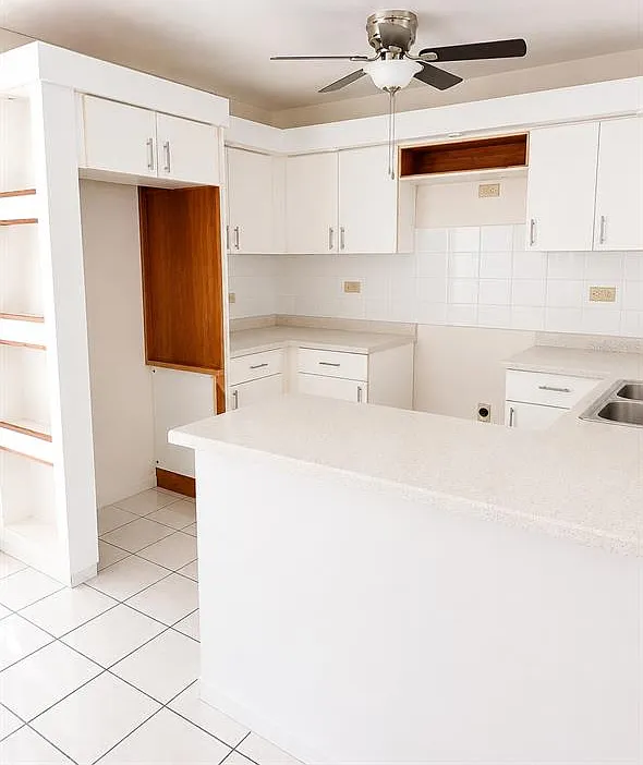 3 bed, 2.0 bath, 1718 sqft, $1,900 — Photo 2