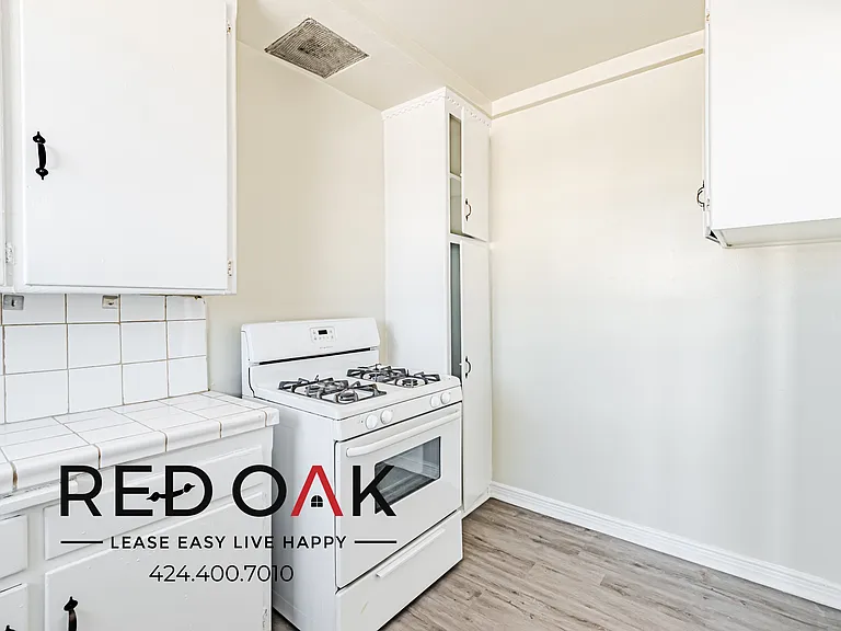 1810-1814 S Westmoreland Ave #18124 — Photo 11