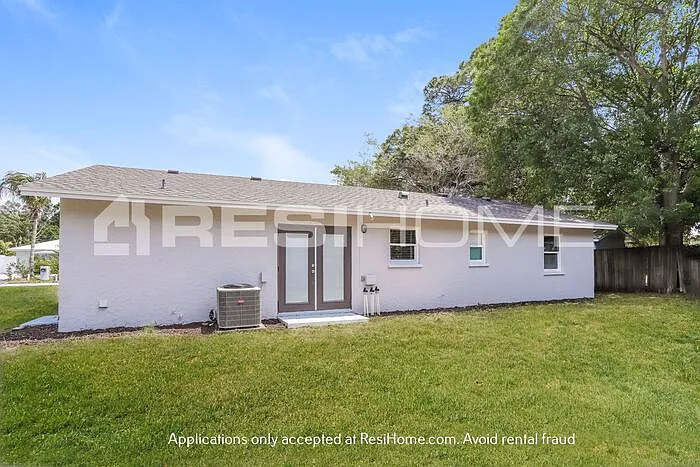 104 51st St W — Photo 14