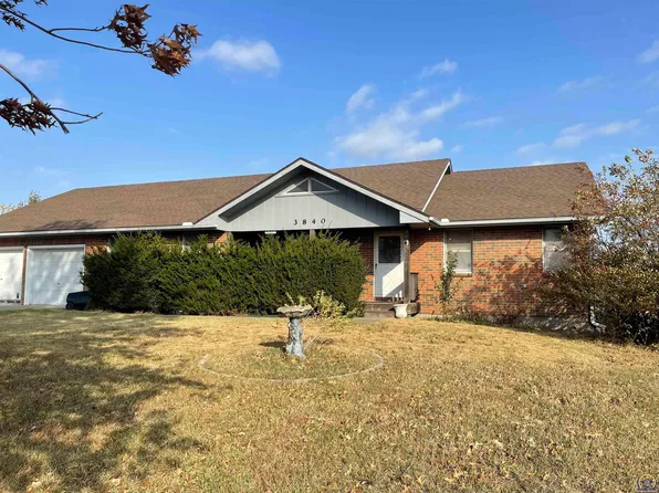 3840 SE 61st St, Berryton, KS 66409