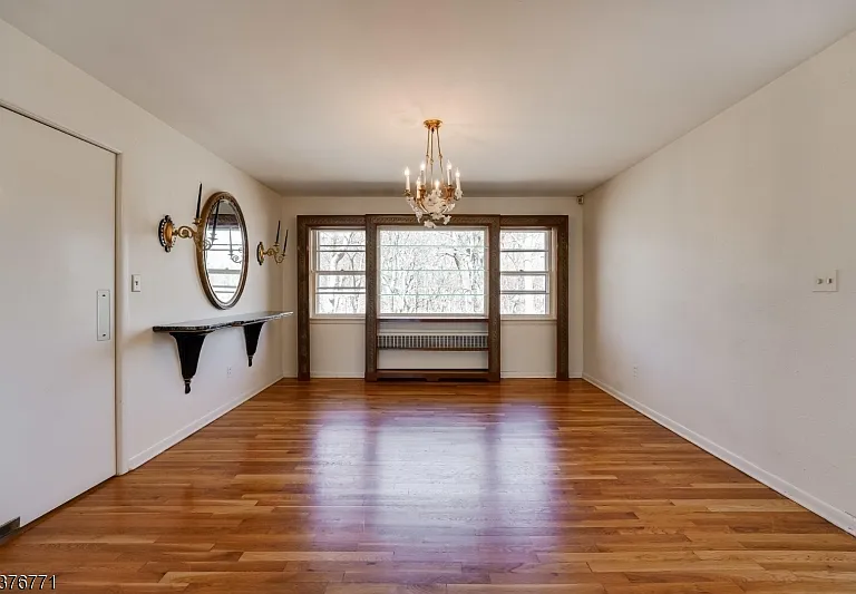 17 Oxford Dr — Photo 4