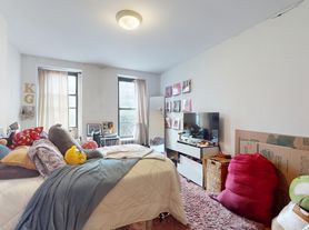 1662 1st Ave, New York, NY