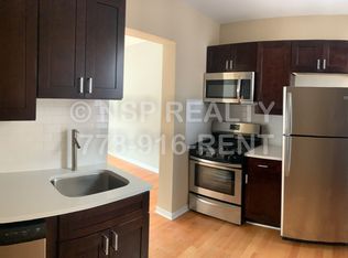 1648 W Pratt Blvd APT 2L, Chicago, IL 60626