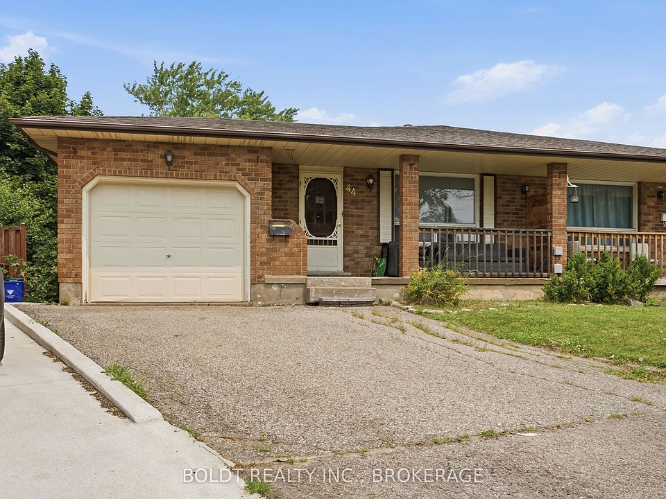 1st image of 44 Culligan Cres