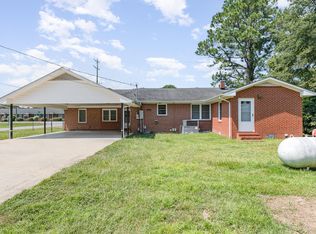200 N Goldsboro St, Pikeville, NC 27863