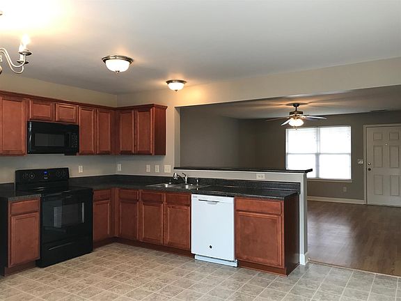 4th image of 5408 Perlou Ln