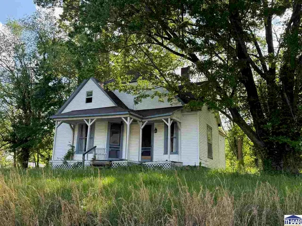 126 N Warren St, Shelburn, IN 47879
