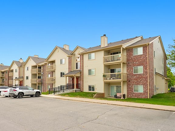 2nd image of 12515 Timber Creek Dr Unit 2