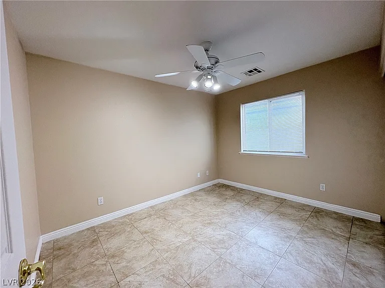 6544 Timberview Ct — Photo 22