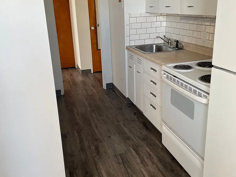 The Avenue apartments — Photo 21