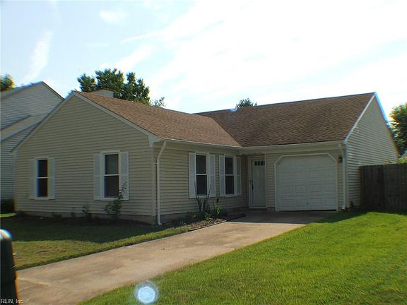 2nd image of 1924 Stillmeadow Ct