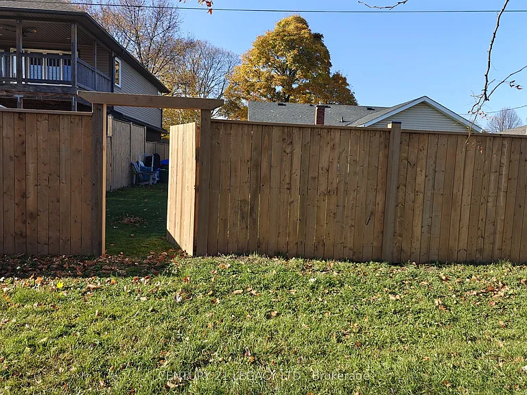 62 Woodelm Dr — Photo 19