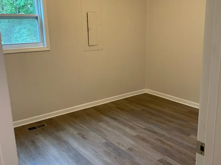 958 Frey Rd — Photo 9