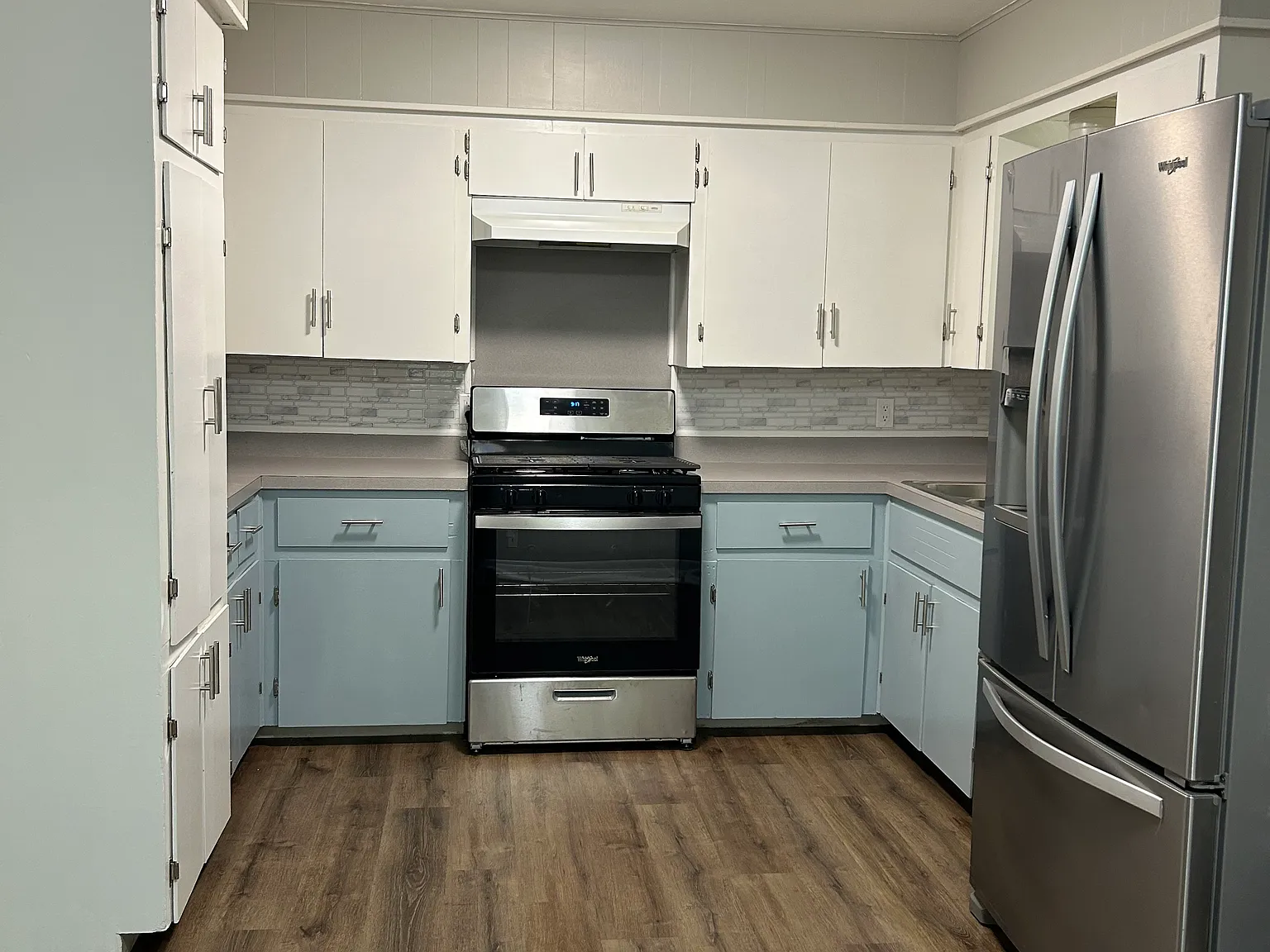 3 bed, 1.5 bath, 1066 sqft, $1,350 — Photo 2