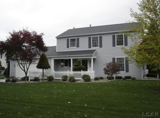948 Woodfield Dr, Adrian, MI 49221