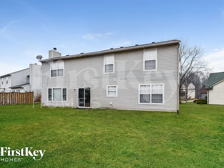 1116 Fontana Ct — Photo 15