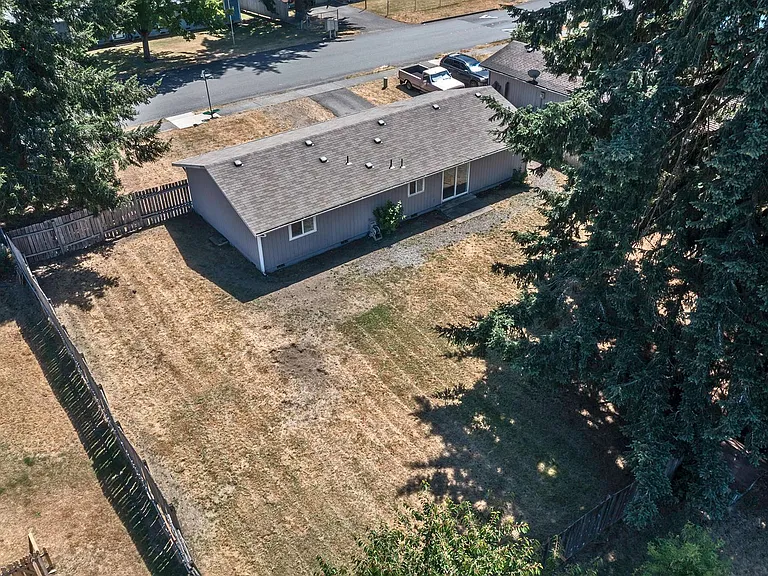 1309 Deerbrush Dr S #E — Photo 18