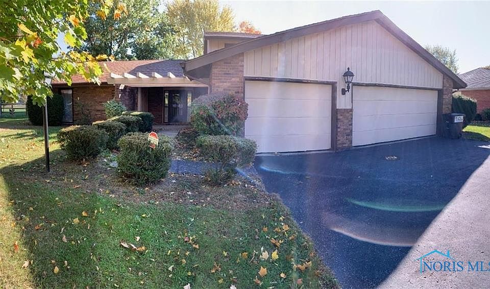 1st image of 2927 Saint Andrews Dr